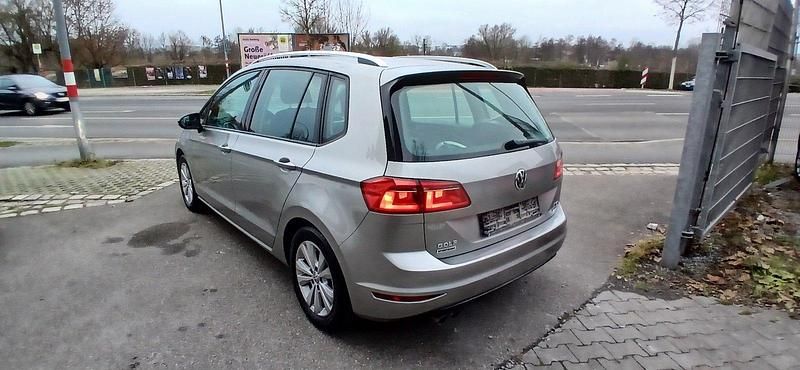 Gebraucht VW Golf VII 125 PS (91 kW) 2016 Silber Kombi