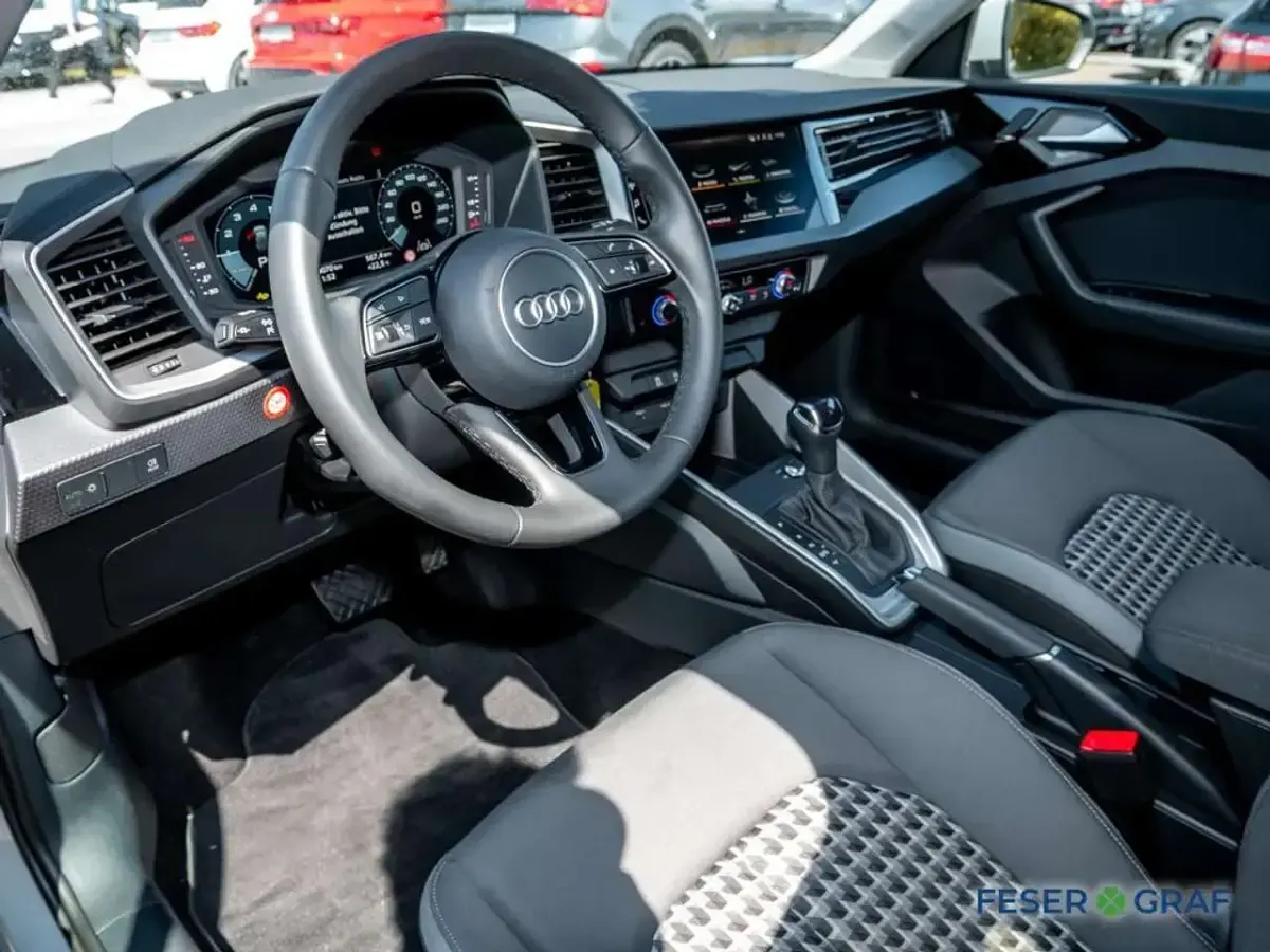 Gebraucht Audi A1 Sportback Advanced Plus 116 PS (85 kW) 2025 Pfeilgrau perleffekt Kleinwagen