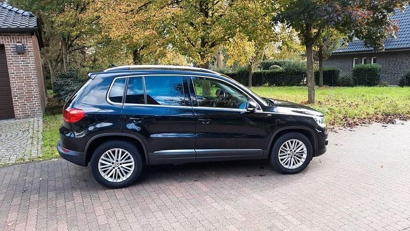 Schwarz Gebraucht 2014 VW Tiguan Sportline SUV | 10.000 € (Guter Preis) - Bild 1/4