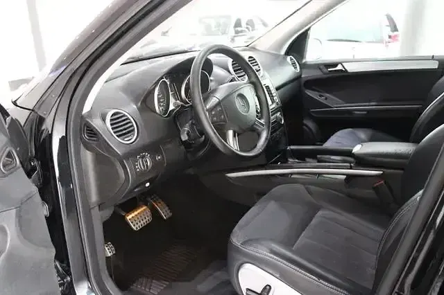 Gebraucht Mercedes ML320 Sport 224 PS (164 kW) 2005 Schwarz SUV