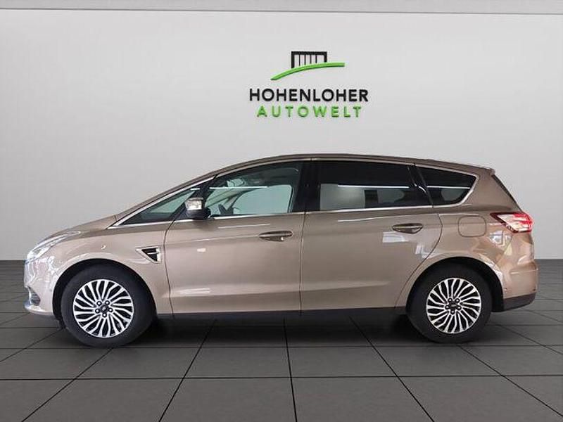 Gebraucht Ford S-MAX Titanium 241 PS (177 kW) 2019 Silber Van / Kleinbus