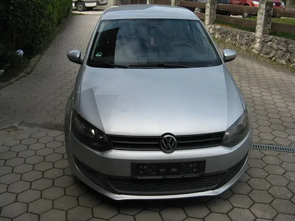 Gebraucht VW Polo Trendline 60 PS (44 kW) 2010 Silber Kleinwagen