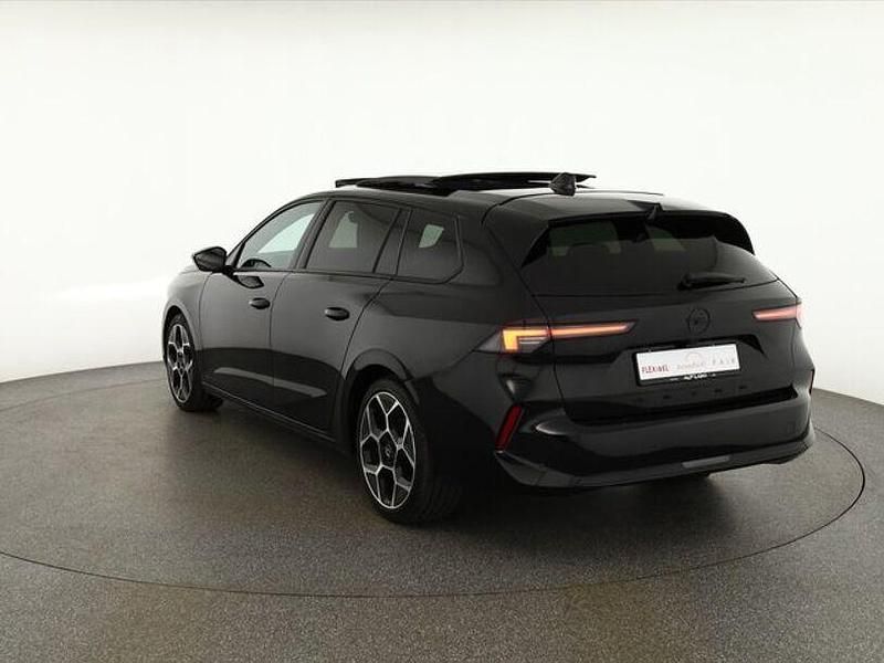Gebraucht Opel Astra 131 PS (96 kW) 2024 Schwarz Kombi