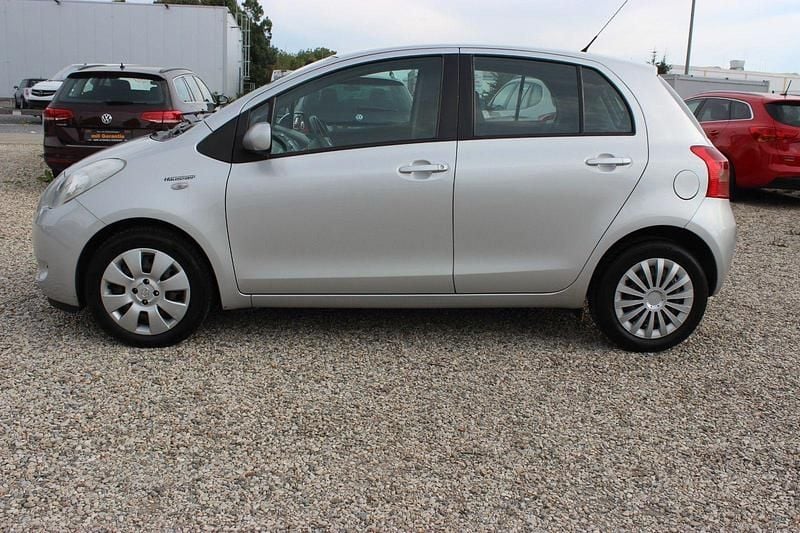 Gebraucht Toyota Yaris Sol 87 PS (63 kW) 2006 Silber Kleinwagen