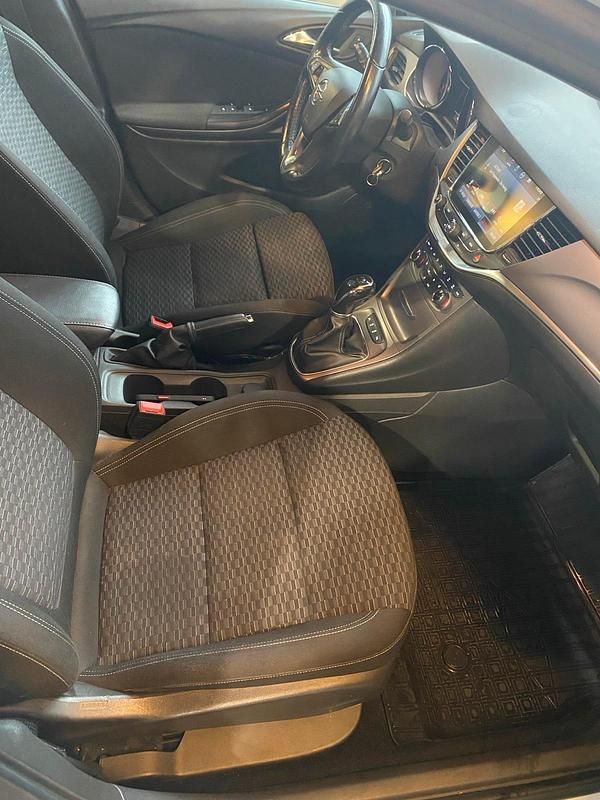 Gebraucht Opel Astra 136 PS (100 kW) 2016 Weiß Kombi