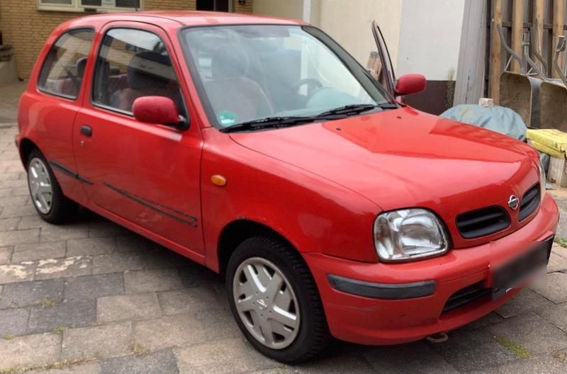 Rot Gebraucht 1999 Nissan Micra Kleinwagen | 1.950 € (Fairer Preis) - Bild 1/4