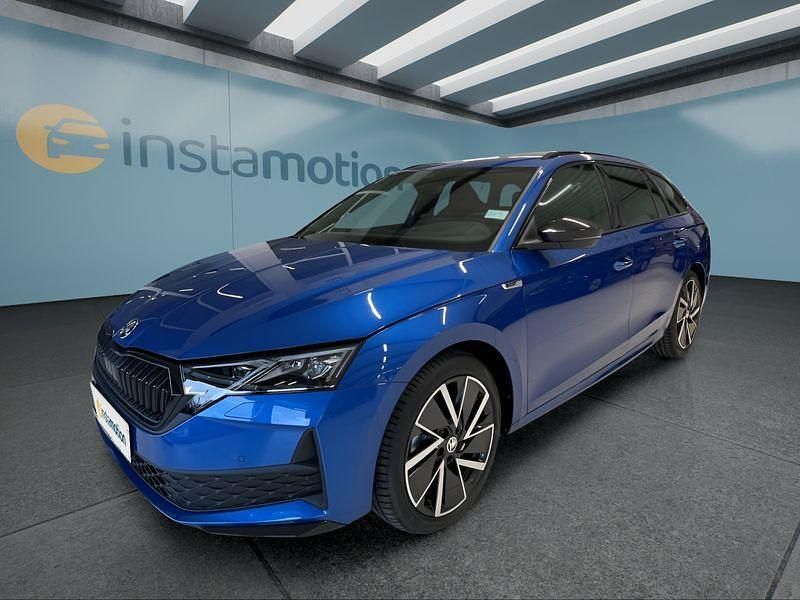 Blau Gebraucht 2024 Skoda Octavia Kombi | 39.949 € - Bild 1/4