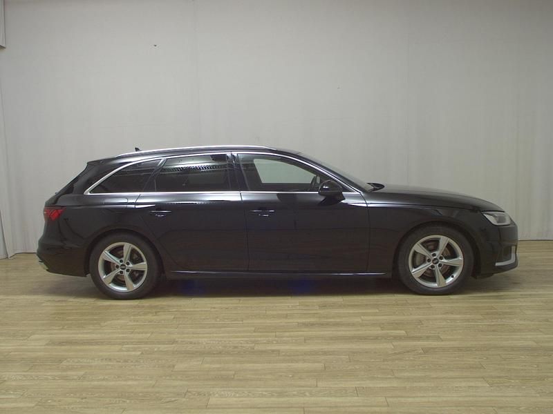 Schwarz Gebraucht 2021 Audi A4 Advanced Kombi | 20.880 € (Fairer Preis) - Bild 1/4