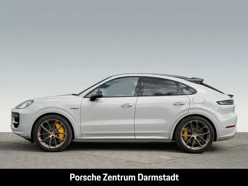 Gebraucht Porsche Cayenne Turbo E-Hybrid Coupe 740 PS (544 kW) 2026 Weiß SUV