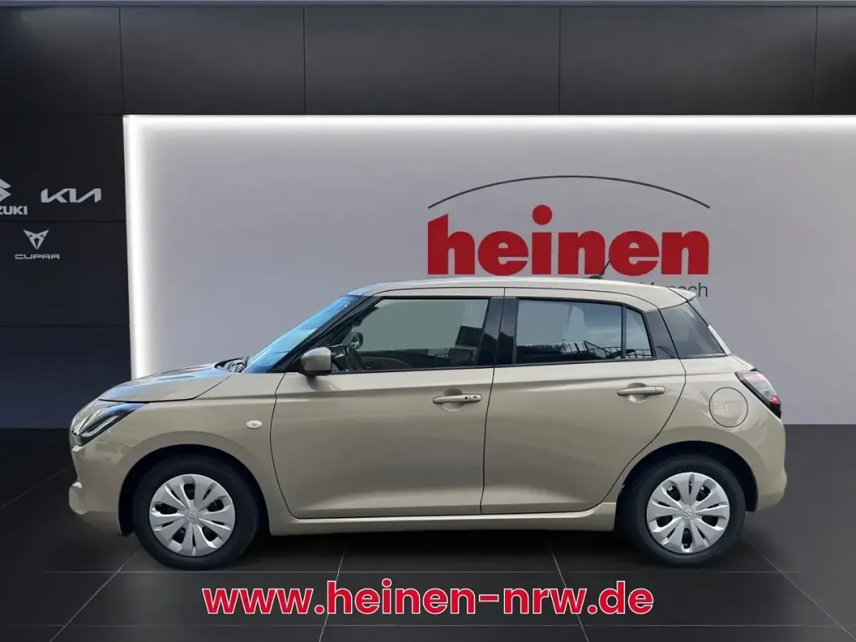 Neu Suzuki Swift Comfort 83 PS (61 kW) 2026 Beige Kleinwagen