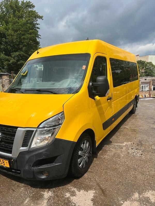 Weiß Gebraucht 2016 Nissan NV400 Van | 9.000 € - Bild 1/4
