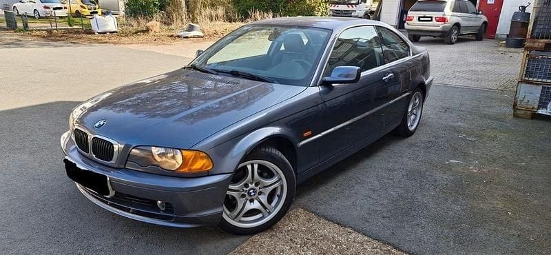 Gebraucht BMW 320 Sport Line 150 PS (110 kW) 2000 Blau Coupé