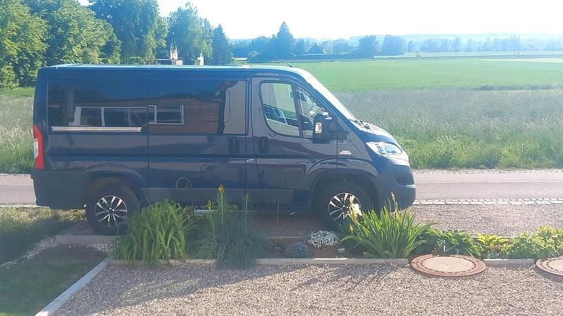Gebraucht Fiat Ducato 150 PS (110 kW) 2016 Blau Van