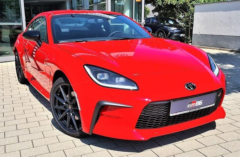 Ignition red pearl Neu 2024 Toyota GR86 Coupé | 37.860 € (Fairer Preis) - Bild 1/4