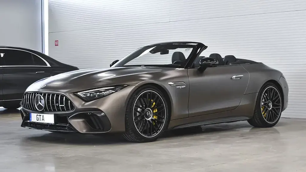 Gebraucht Mercedes SL63 AMG AMG 585 PS (430 kW) 2022 Grau Cabrio