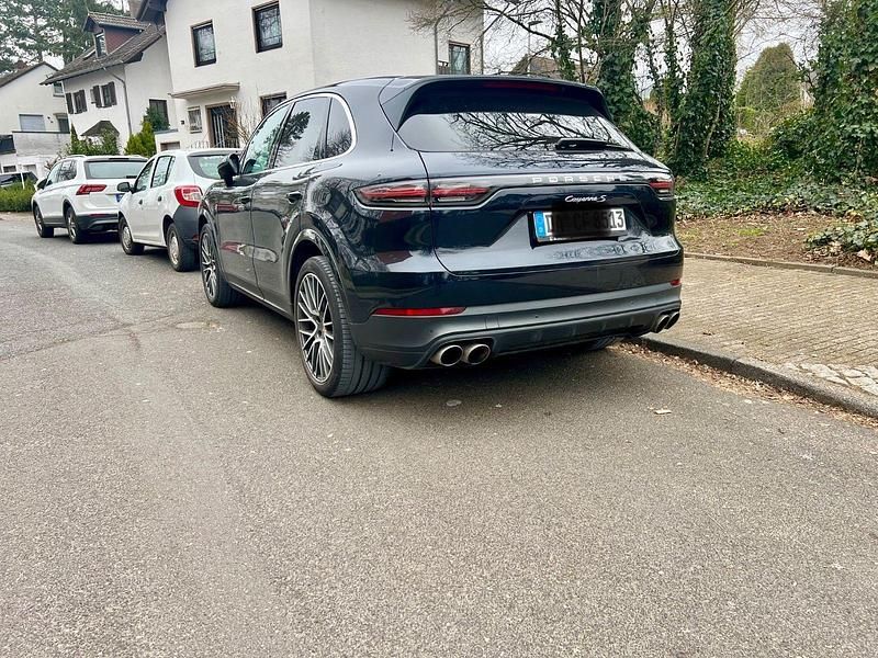 Gebraucht Porsche Cayenne S 441 PS (324 kW) 2018 Blau SUV