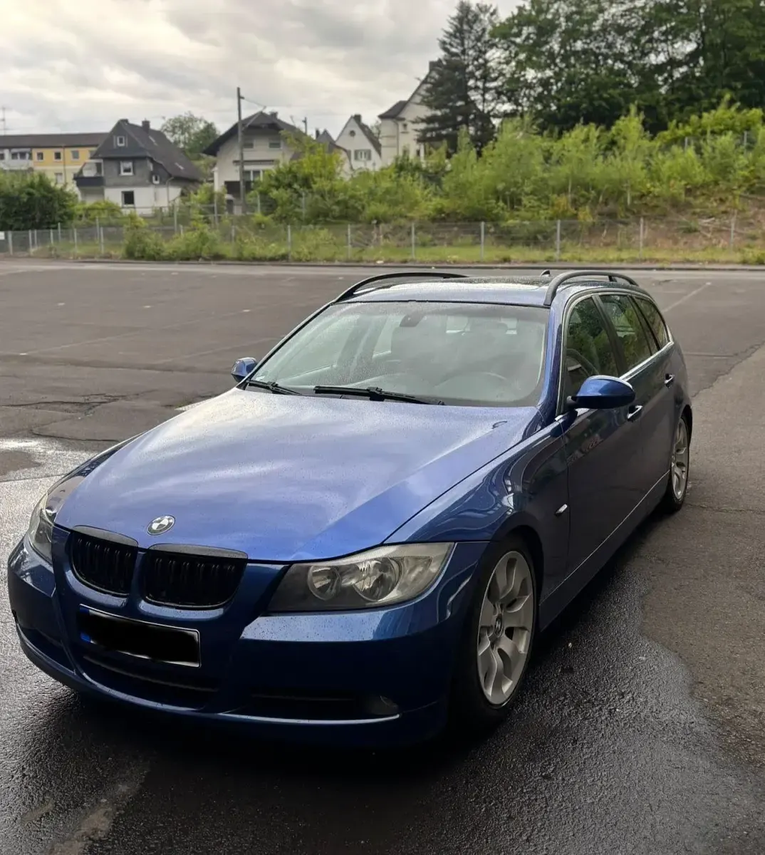 Używany BMW 325 197 KM (144 kW) 2006 Niebieski Kombi