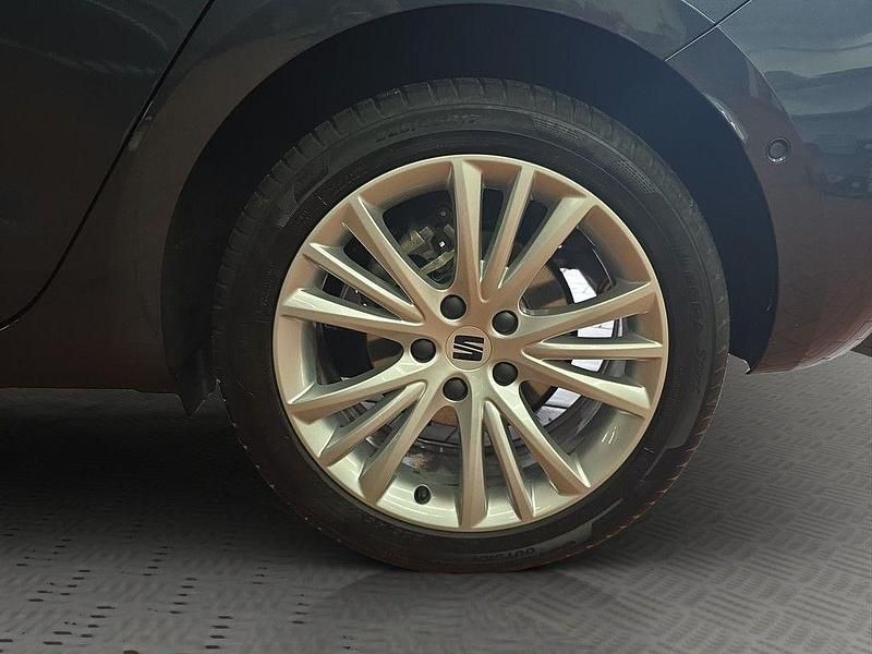 Gebraucht Seat Leon Style 110 PS (80 kW) 2025 Magnetic grau metallic Limousine