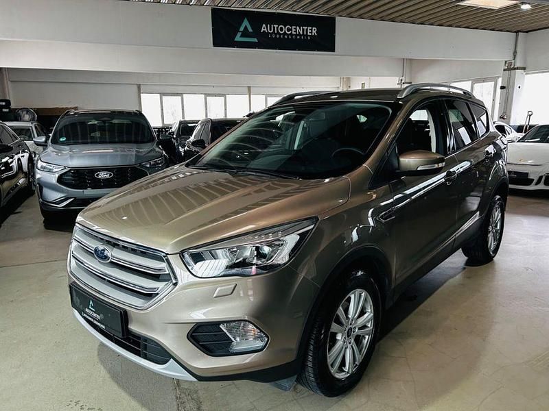 Gebraucht Ford Kuga Cool & Connect 150 PS (110 kW) 2019 Grau SUV