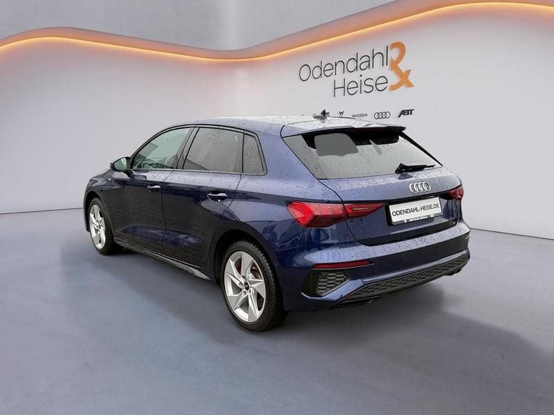 Gebraucht Audi A3 Sportback e-tron S-Line 245 PS (180 kW) 2023 Navarrablau metallic Kleinwagen