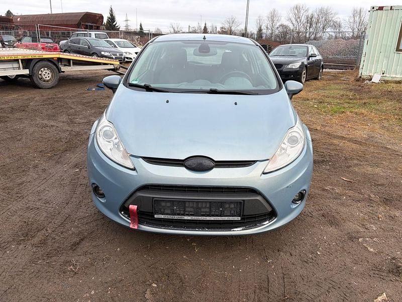 Blau Gebraucht 2009 Ford Fiesta Ghia Kleinwagen | 1.650 € (Guter Preis) - Bild 1/4