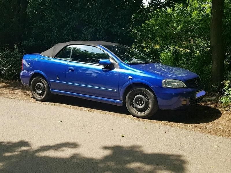 Gebraucht Opel Astra Cabriolet 103 PS (75 kW) 2003 Blau Cabrio