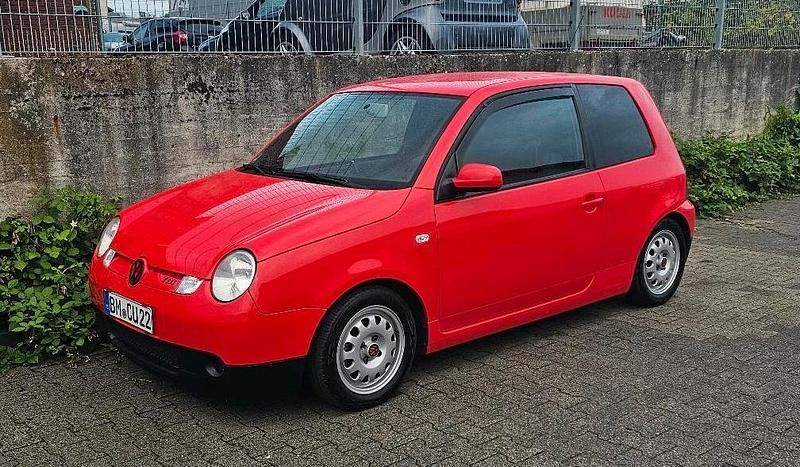 Rot Gebraucht 2001 VW Lupo Kleinwagen | 4.400 € (Teuer) - Bild 1/4