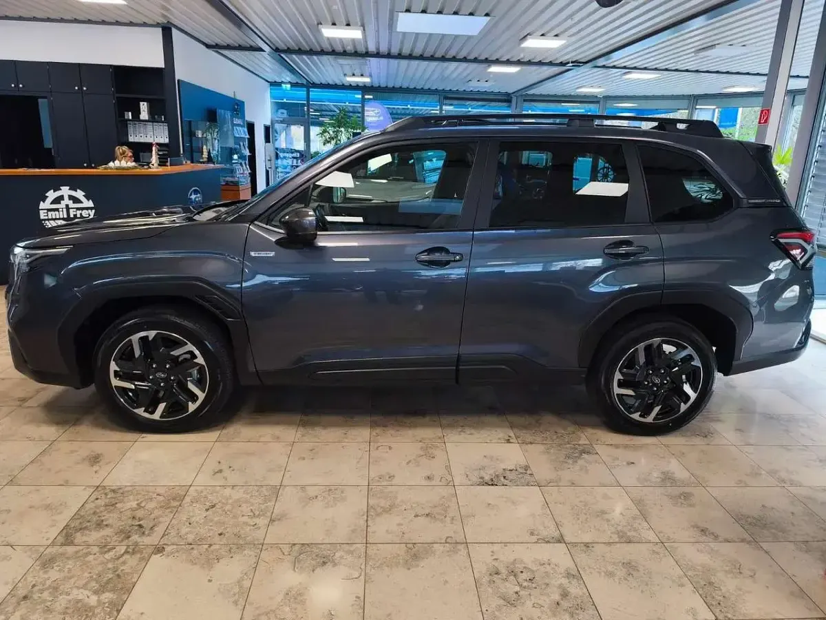 Gebraucht Subaru Forester Exclusive+ 136 PS (100 kW) 2025 Grau SUV