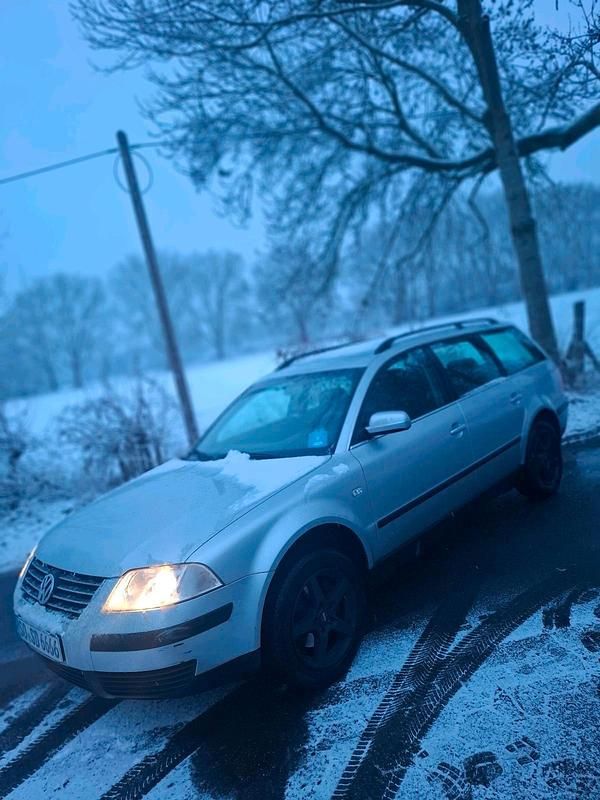 Gebraucht VW Passat 102 PS (75 kW) 2003 Silber Kombi