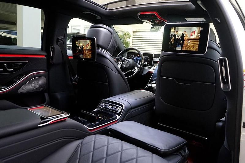 Manufaktur diamantweiss metall Gebraucht 2021 Mercedes S450 AMG Limousine | 96.900 € - Bild 1/4