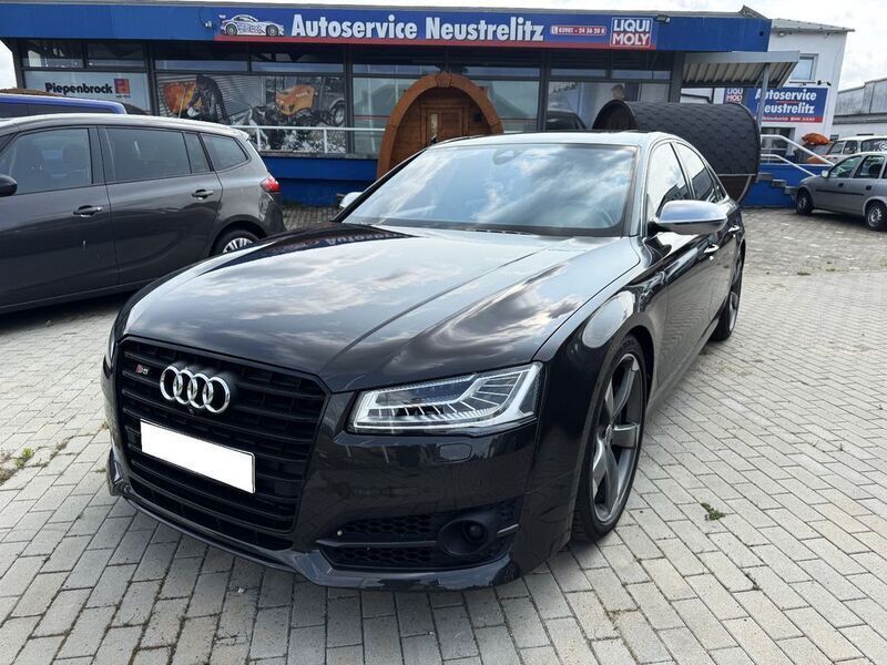 Grau Gebraucht 2013 Audi S8 Sport Limousine | 24.950 € (Superpreis) - Bild 1/4
