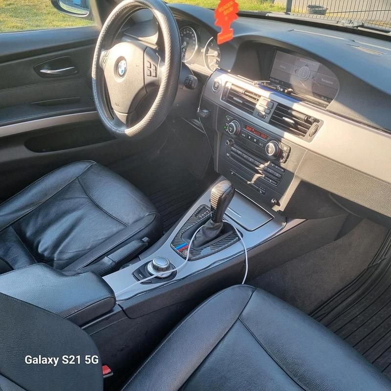 Gebraucht BMW 318 130 PS (95 kW) 2007 Blau Limousine