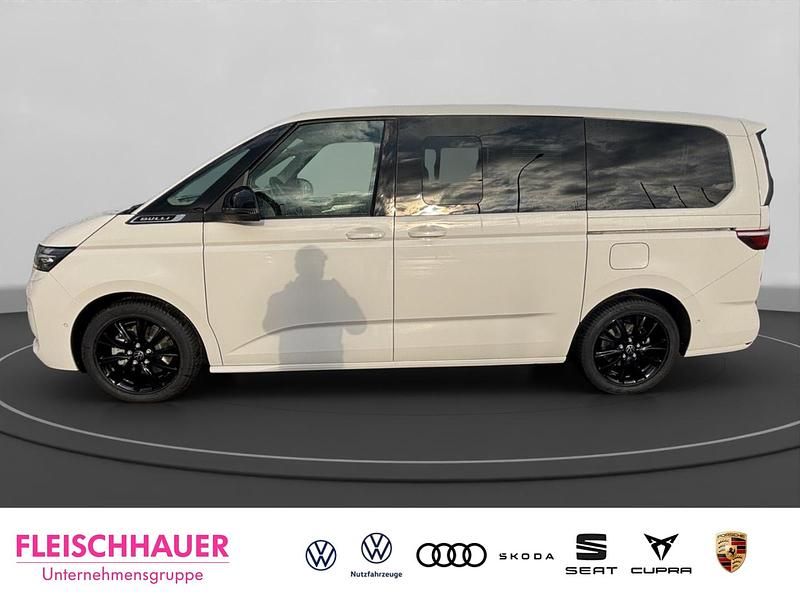 Gebraucht VW Multivan Edition 150 PS (110 kW) 2025 Grau Van