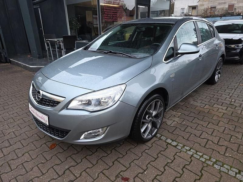 Silber Gebraucht 2012 Opel Astra Sport Limousine | 4.700 € (Guter Preis) - Bild 1/4