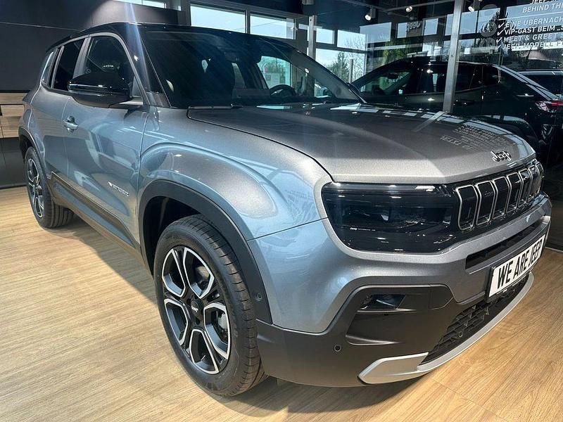 Neu Jeep Avenger EV Summit 114 kW (156 PS) 2026 Grau SUV