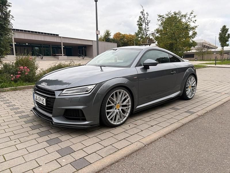 Grau Gebraucht 2015 Audi TT S-Line Coupé | 19.490 € (Guter Preis) - Bild 1/4
