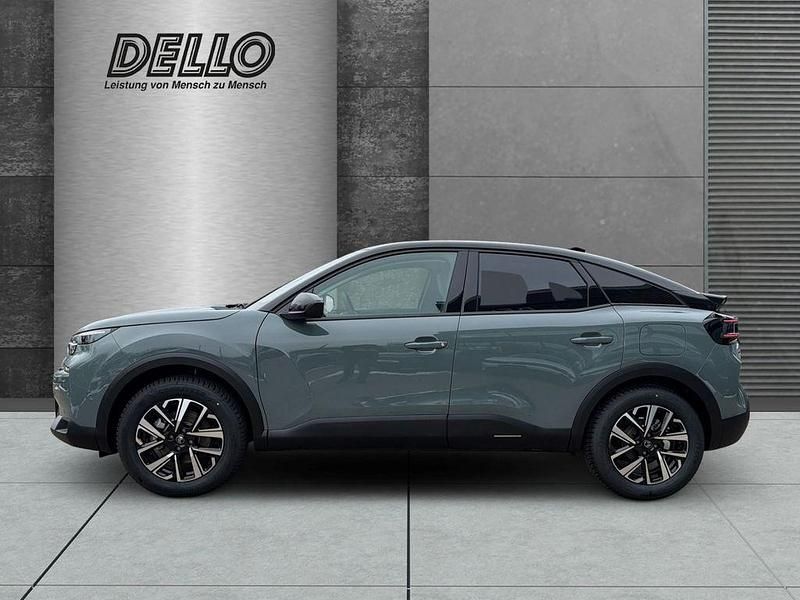 Neu Citroën C4 145 PS (106 kW) 2026 Lackierung manhattan green/typ SUV