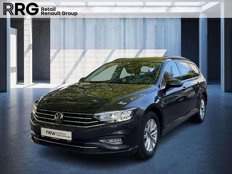 Grau Gebraucht 2023 VW Passat Business Kombi | 20.989 € (Guter Preis) - Bild 1/3