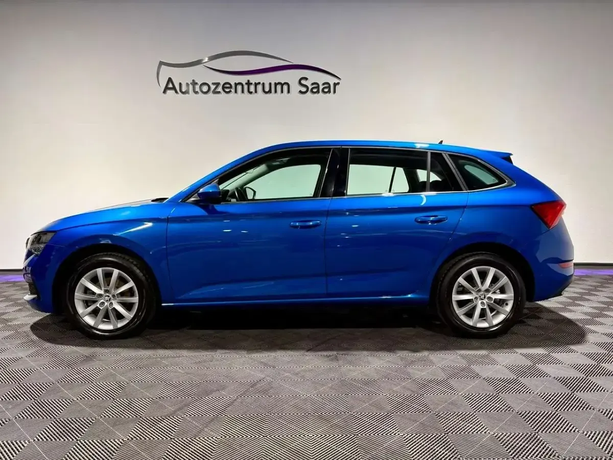 Gebraucht Skoda Scala Ambition 150 PS (110 kW) 2020 Blau Kleinwagen