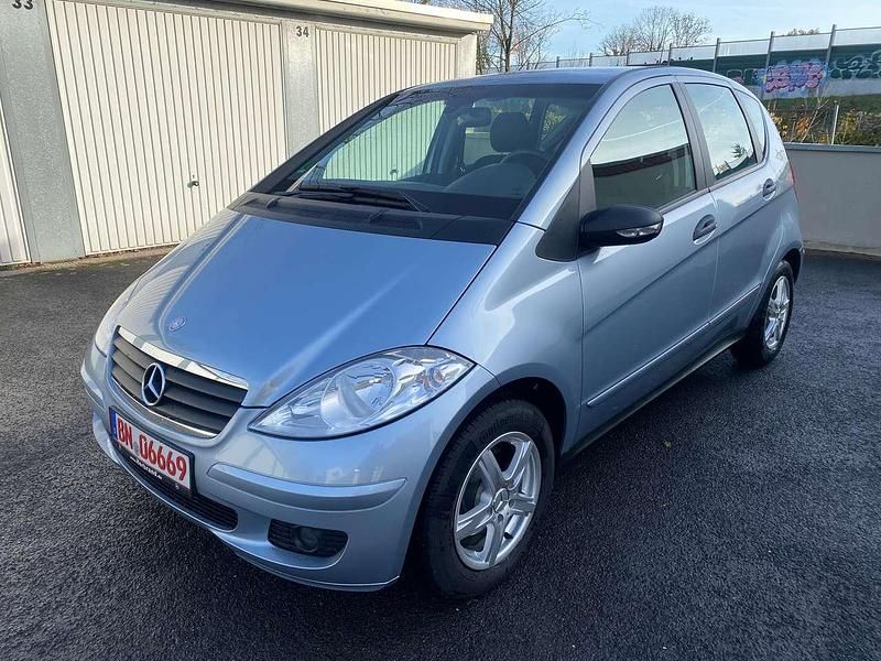 Horizontblau Gebraucht 2007 Mercedes A150 Kleinwagen | 1.999 € (Teuer) - Bild 1/4