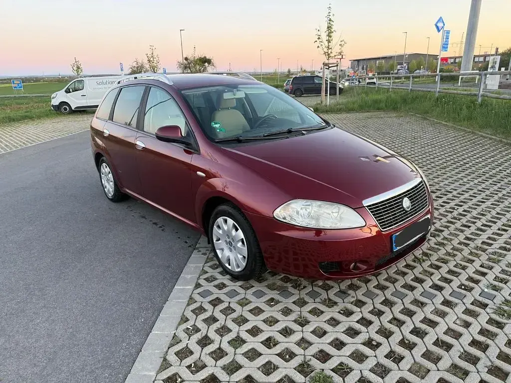 Gebraucht Fiat Croma Active 147 PS (108 kW) 2006 Rot Kombi