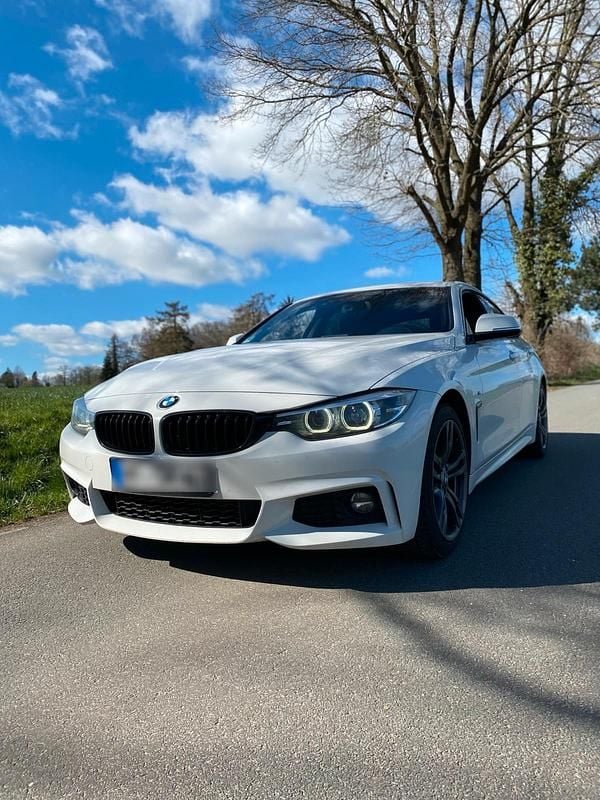 Weiß Gebraucht 2017 BMW 440 M Performance Coupé | 25.490 € (Superpreis) - Bild 1/4