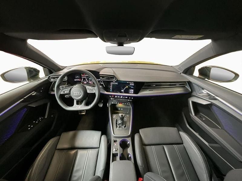 Gebraucht Audi A3 S-line plus 150 PS (110 kW) 2025 Gelb Limousine