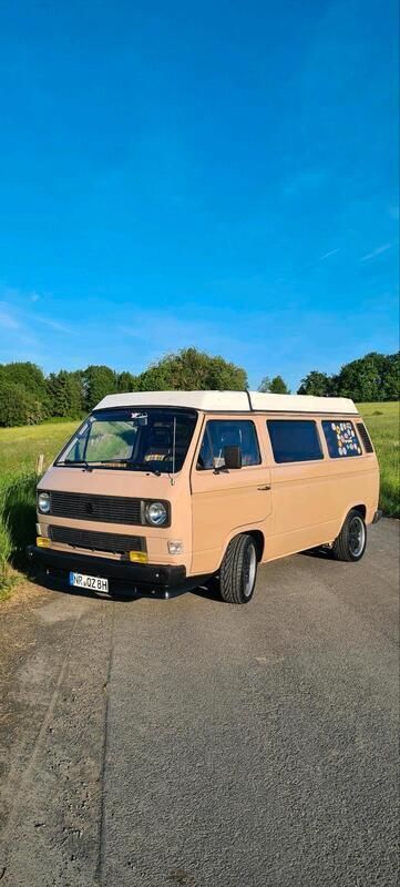 Beige Gebraucht 1986 VW T3 Van | 35.000 € - Bild 1/4