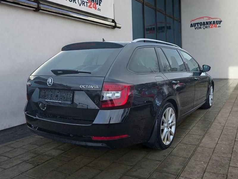 Gebraucht Skoda Octavia Style 179 PS (131 kW) 2017 Schwarz Kombi