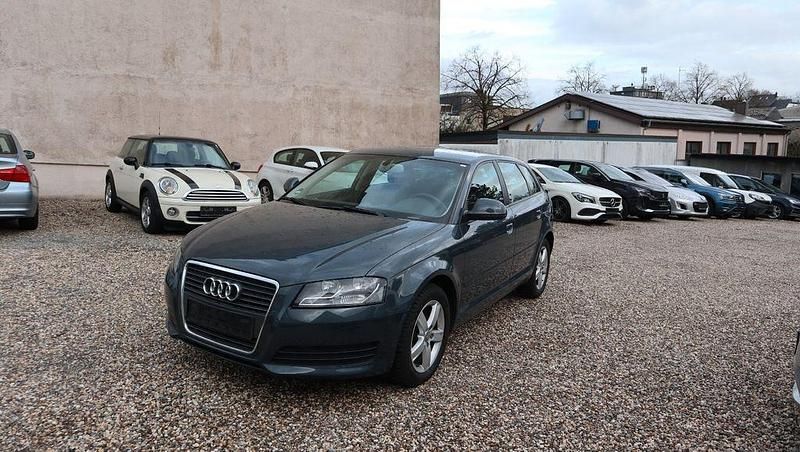 Gebraucht Audi A3 Ambiente 125 PS (91 kW) 2009 Grau Kleinwagen
