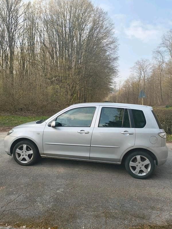 Gebraucht Mazda 2 80 PS (58 kW) 2007 Grau Kleinwagen