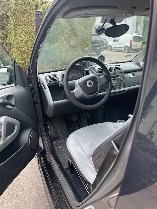 Schwarz Gebraucht 2009 Smart ForTwo Coupé Kleinwagen | 4.000 € - Bild 1/4