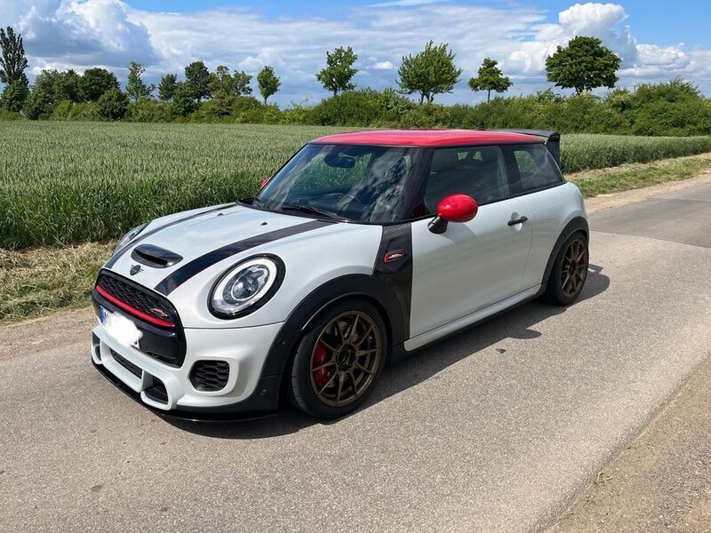 Gebraucht Mini John Cooper Works 330 PS (242 kW) 2015 Silber Kleinwagen