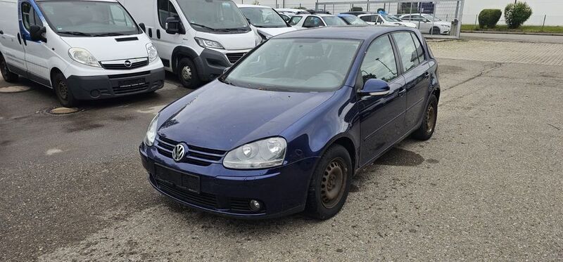 Blau Gebraucht 2006 VW Golf V Comfortline Limousine | 790 € (Superpreis) - Bild 1/4